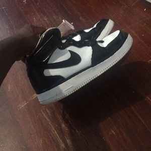 Air Force 1 black and white custom